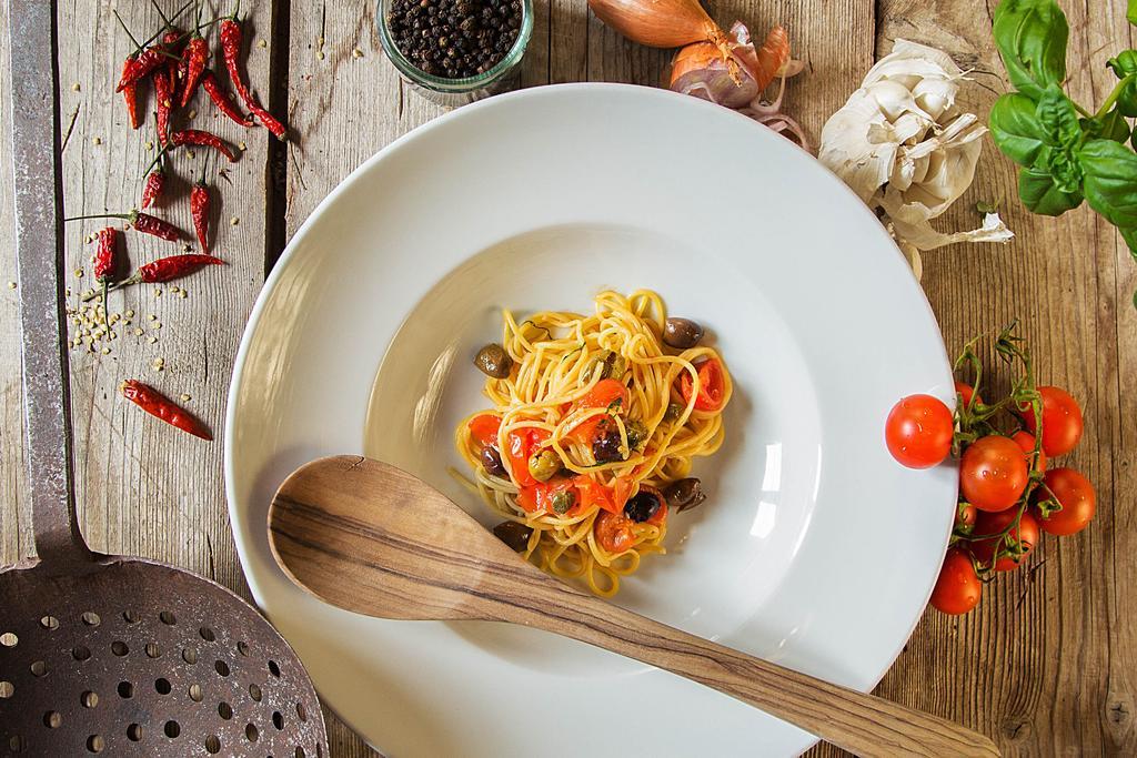 Casa Toedi Restaurant Hotel Trun Экстерьер фото