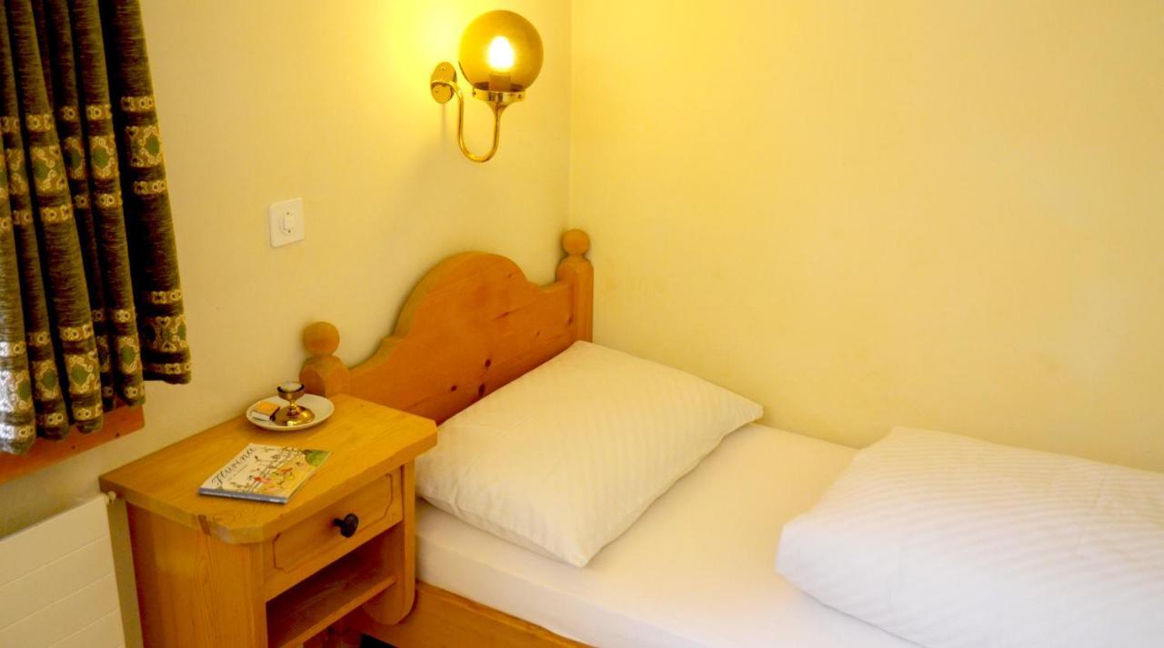 Casa Toedi Restaurant Hotel Trun Экстерьер фото