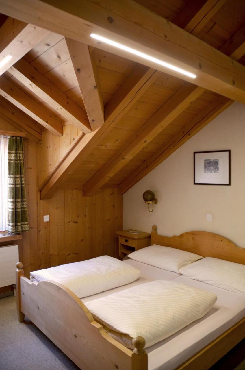 Casa Toedi Restaurant Hotel Trun Экстерьер фото